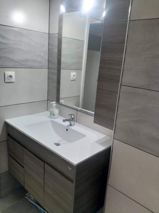 A Convenient Apartment In The Heart Of Ateny Zewnętrze zdjęcie